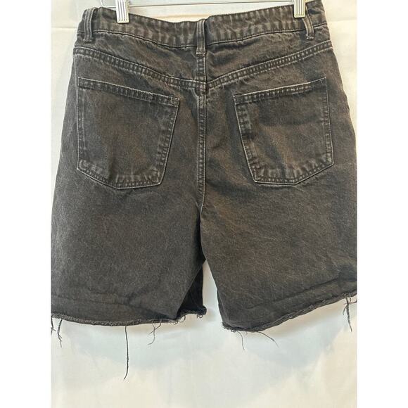 Forever 21 Distressed Black Cutoff shorts size 30 - Picture 4 of 5